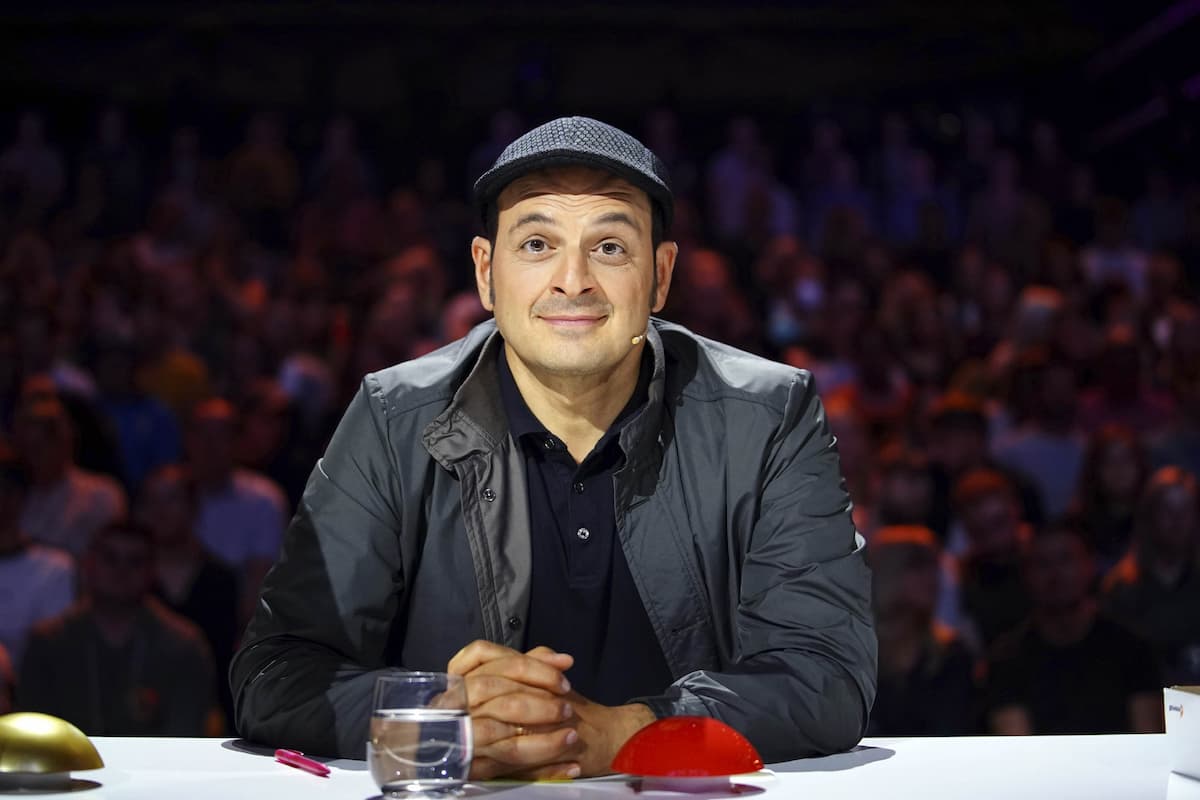 Kaya Yanar als Gast in der Supertalent-Jury am 30.10.2021