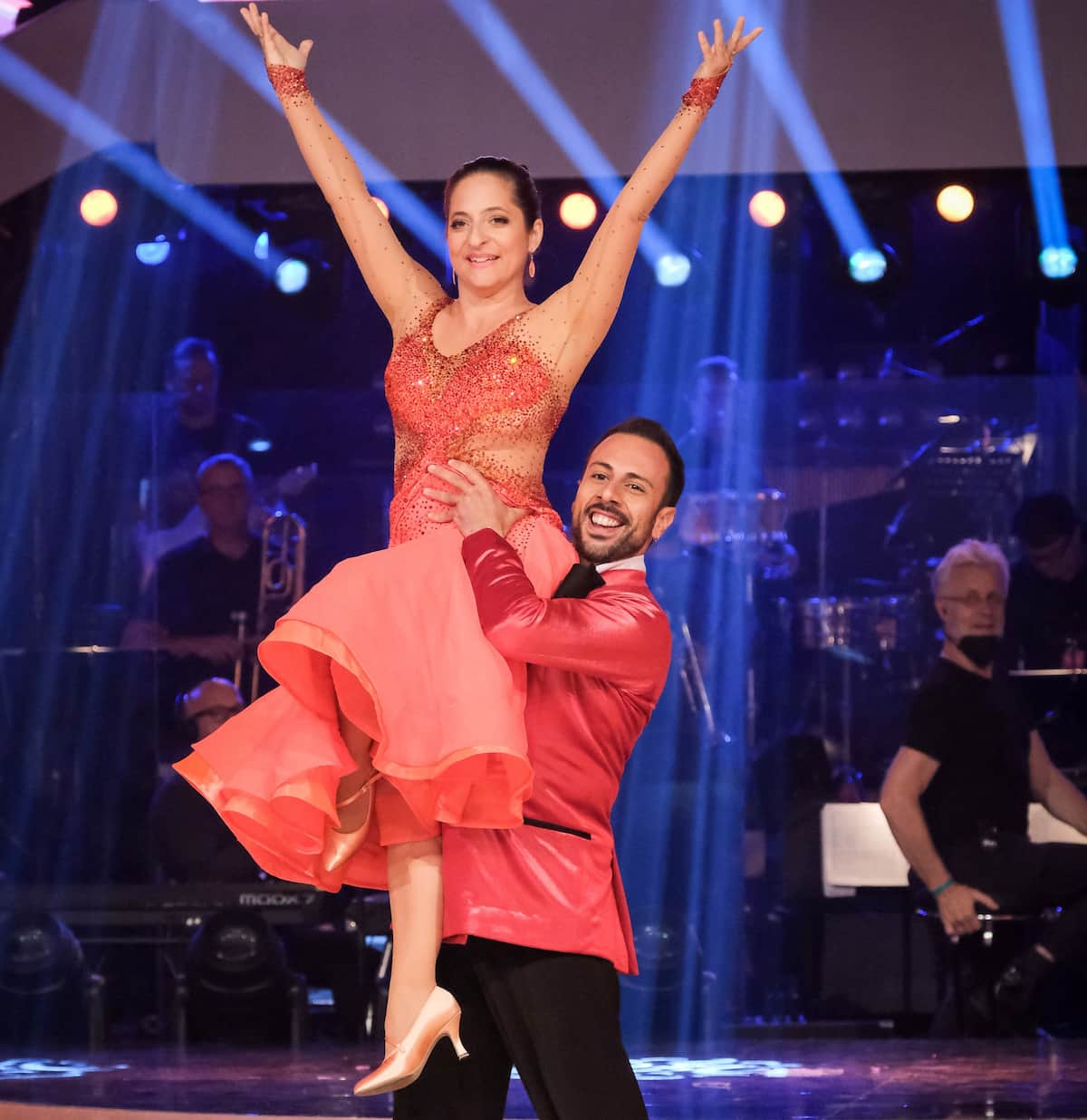 Tanz des Abends bei den Dancing Stars am 1.10.2021 von Caroline Athanasiadis und- Danilo Campisi
