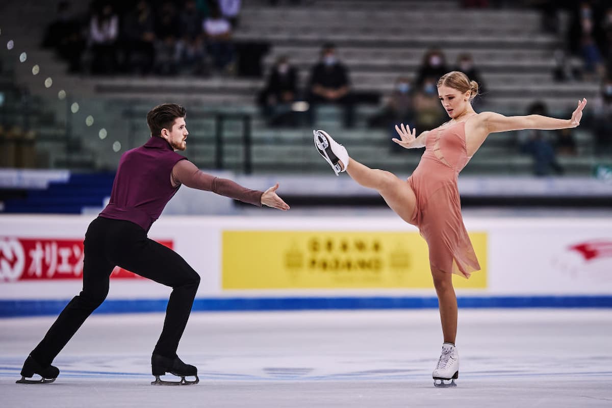 Alexandra Stepanova - Ivan Bukin beim ISU Grand Prix 2021 in Italien