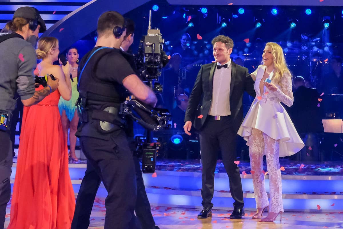 Maria Santner und Marco Angelini bei den Dancing Stars 19.11.2021 und dem Heiratsantrag