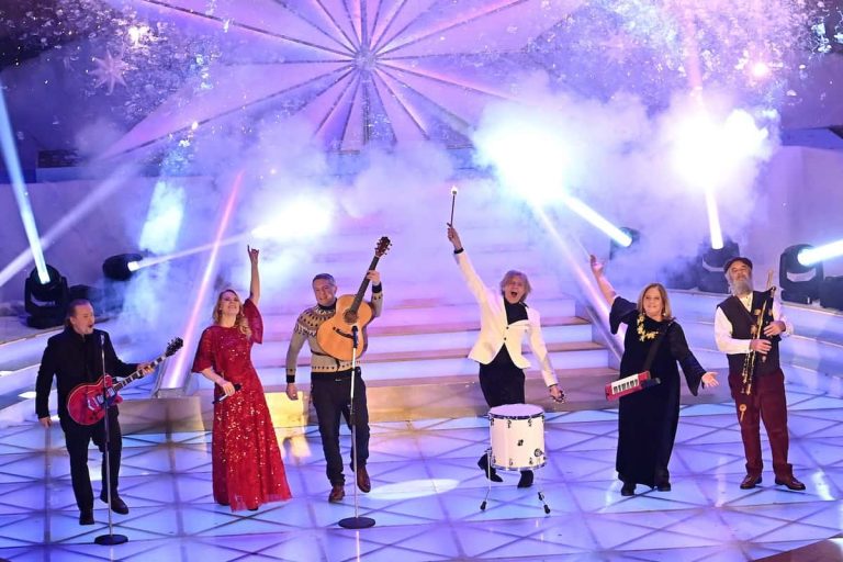 Wann Kommt Das Adventsfest Der 100.000 Lichter 2021