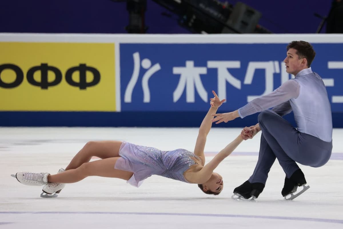 Eiskunstlauf: Absage Finale ISU Grand Prix in Japan 9.-12.12.2021 - hier im Bild Anastasia Mishina - Aleksandr Galliamov aus Russland