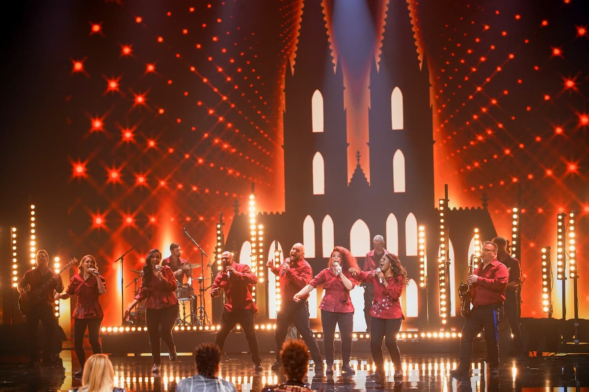 Gospel-Chor Na Moulema beim Auftritt im Supertalent-Finale am 11.12.2021