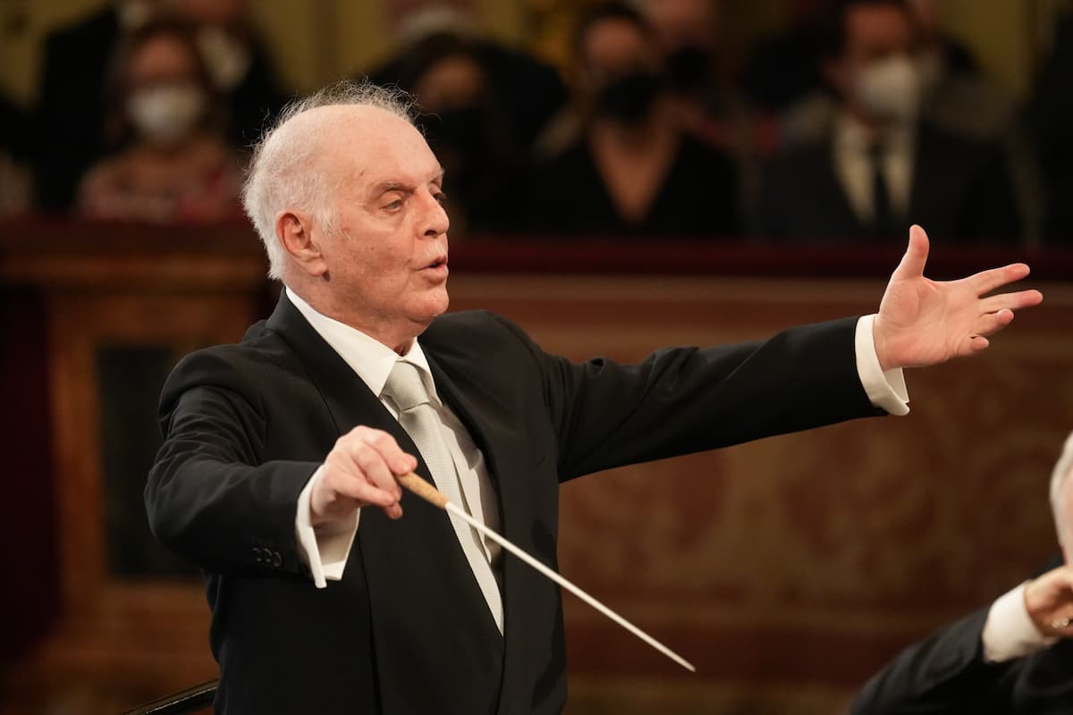 Neujahrskonzert 2022 der Wiener Philharmoniker am 1.1.2022 mit Dirigent Daniel Barenboim und Ballett