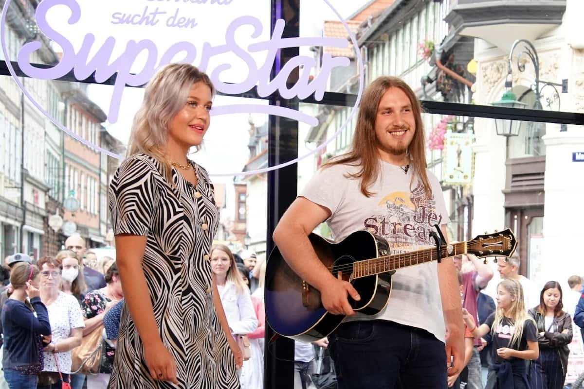 Hannah Schedler und Jan Friese bei DSDS 12.2.2022 als Kandidaten