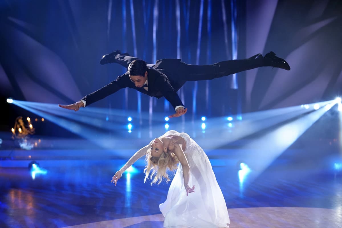 Rene Casselly und Kathrin Menzinger Let's dance 25.2.2022