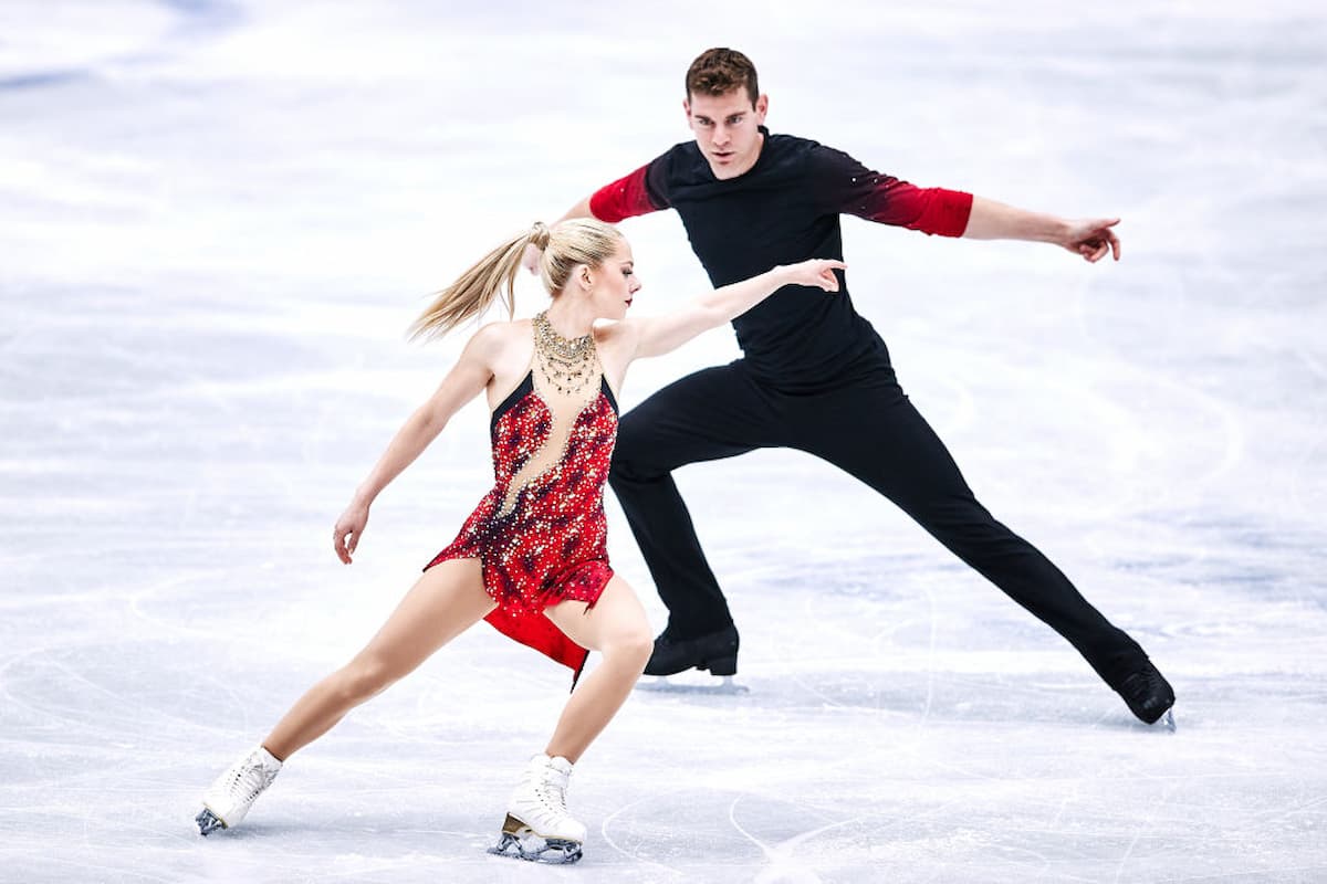 Alexa Knierim & Brandon Frazier auf Platz1 bei der Eiskunstlauf-WM 2022 nach dem Kurzprogramm