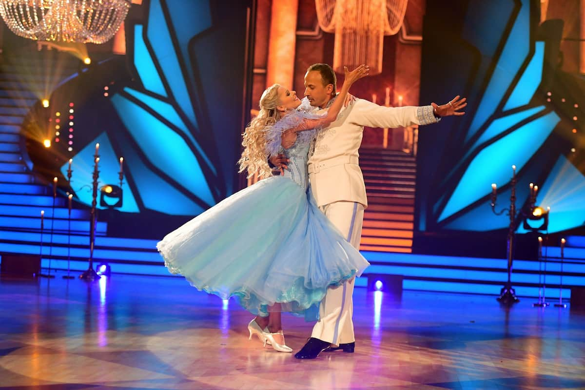 Patricia Ionel und Sergiu Luca bei der Let's dance Profi-Challenge 27.5.2022