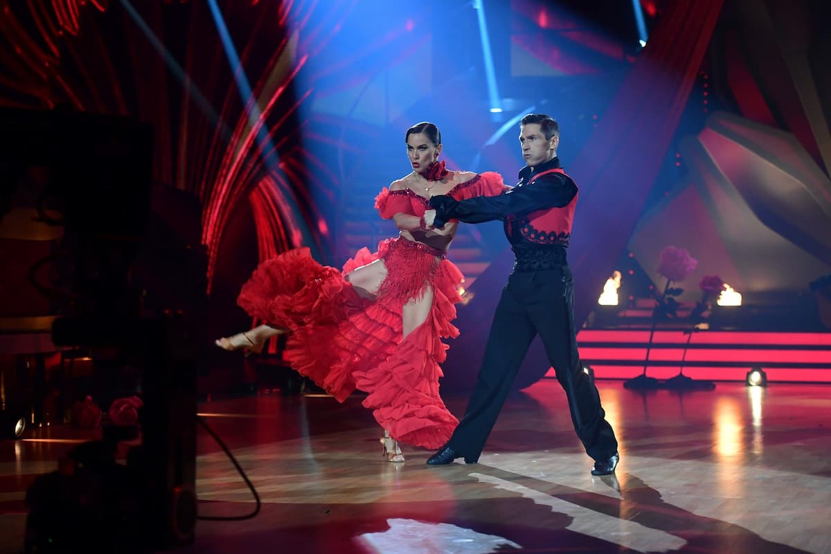 Renata Lusin und Christian Polanc bei der Let's dance Profi-Challenge 27.5.2022