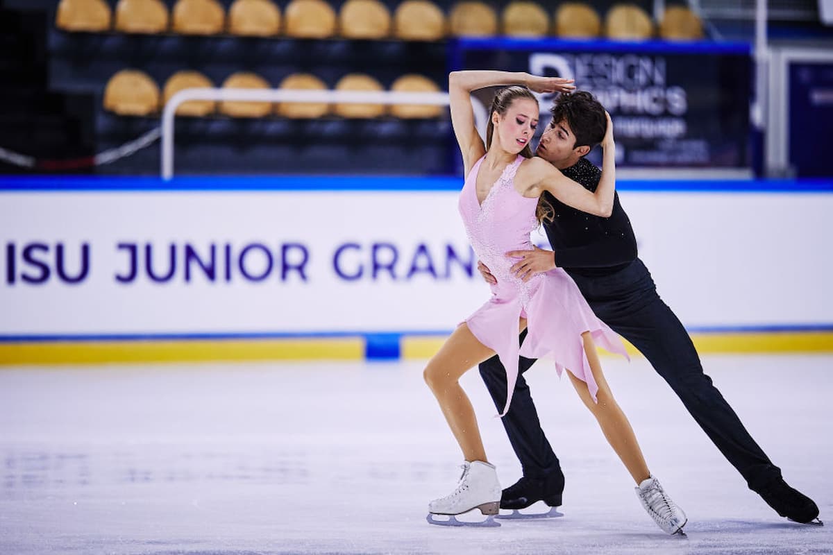 Eiskunstlauf Junior Grand Prix Courchevel 2022 Zeitplan 25.-27.8.2022, Ergebnisse - hier im Bild das Eistanz-Paar Noemi Maria Tali - Stefano Frasca aus Italien bei einem Wettbewerb im letzten Jahr