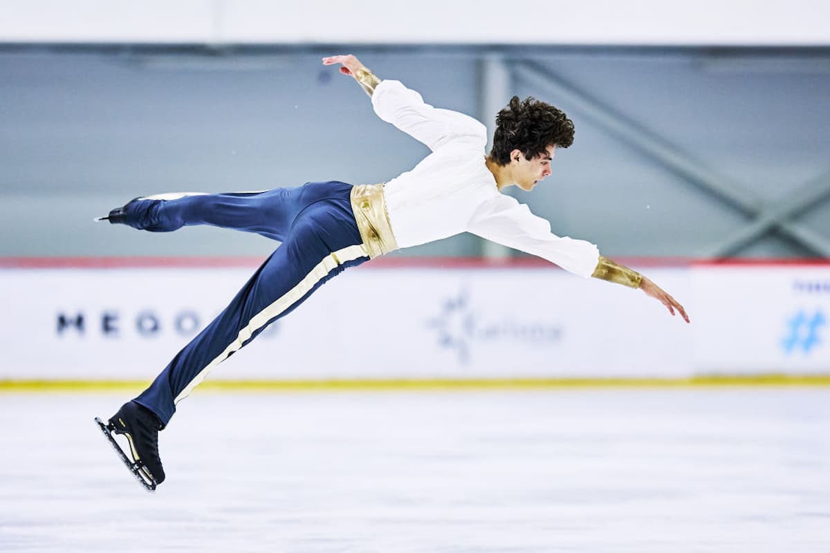 Nikolaj Memola aus Italien Sieger beim Junior Grand Prix 2022 in Riga