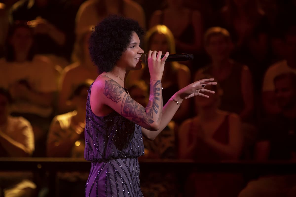 Ceri Hall-Brady in den Sing offs im Team Mark bei The Voice am 21.10.2022