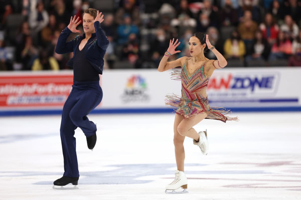 Madison Chock - Evan Bates aus den USA im Rhythm Dance beim ISU Grand Prix Skate America 2022