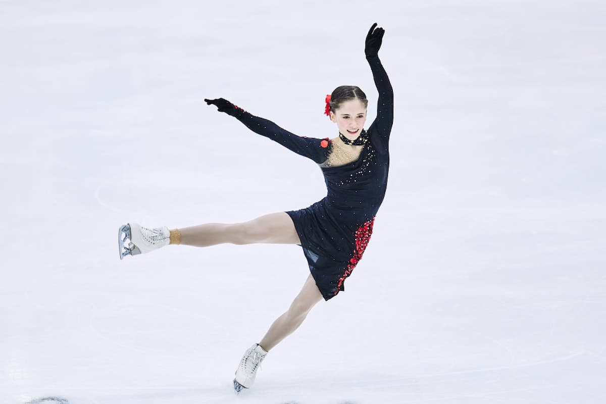 Isabeau Levito aus den USA im Kurzprogramm beim ISU Grand Prix Großbritannien 2022