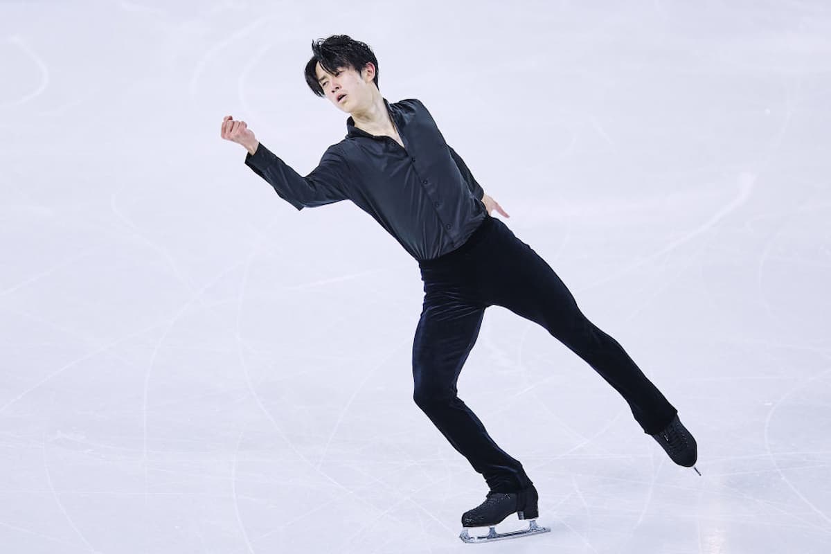 Sota Yamamoto beim ISU Grand Prix Frankreich 2022 im Kurzprogramm