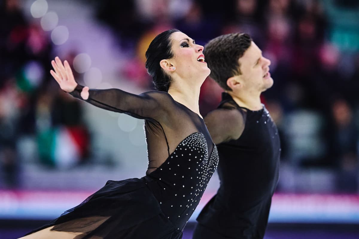 Charlene Guignard - Marco Fabbri aus Italien verdient auf Platz 3 im Eistanz bei ISU Grand Prix Finale 2022