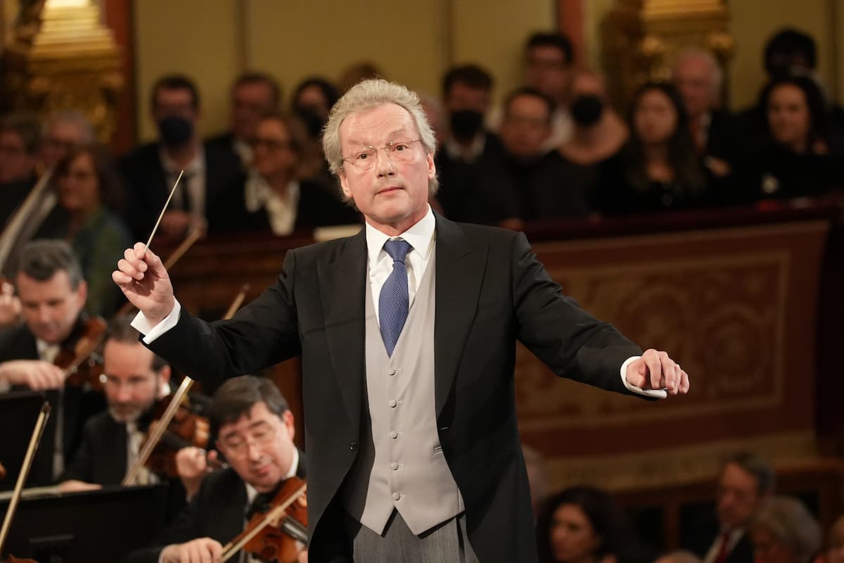 Dirigent Franz Welser-Möst beim Neujahrskonzert der Wiener Philharmoniker 2023