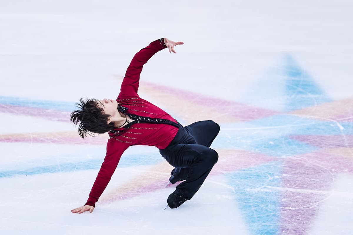 Shoma Uno aus Japan beim Eiskunstlauf Grand Prix Finale 2022 in Turin