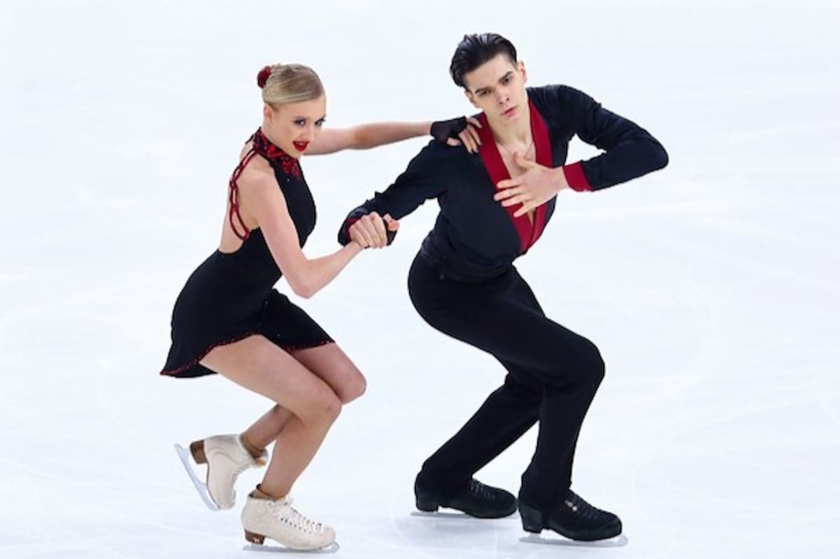 Sofia Leontieva - Daniil Gorelkin - Eistanz-Paar bei der Junioren-Eiskunstlauf-Meisterschaft 2023 in Russland