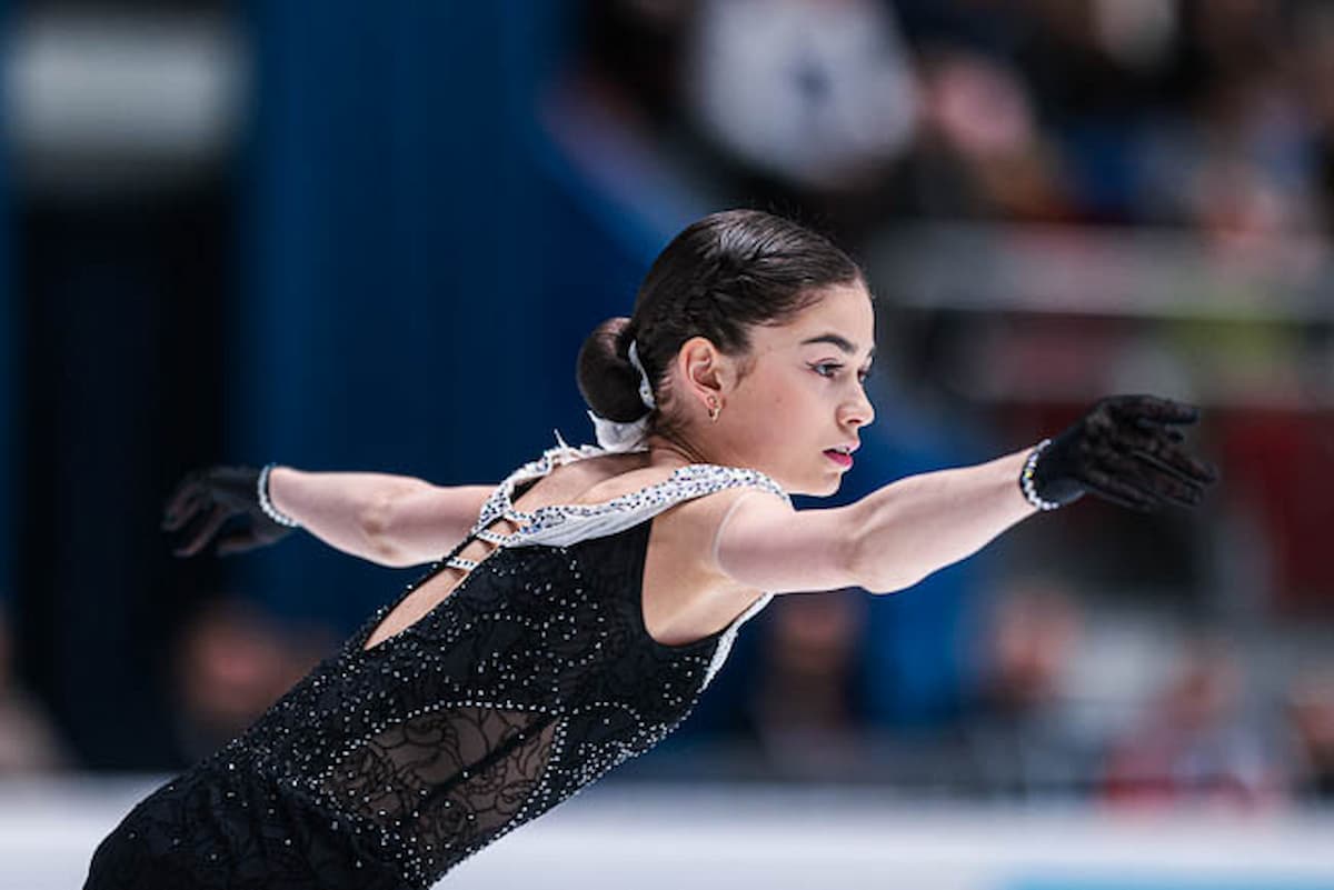 Adelia Petrosyan beim Russisschen Eiskunstlauf Grand Prix Finale 2023 St. Petersburg