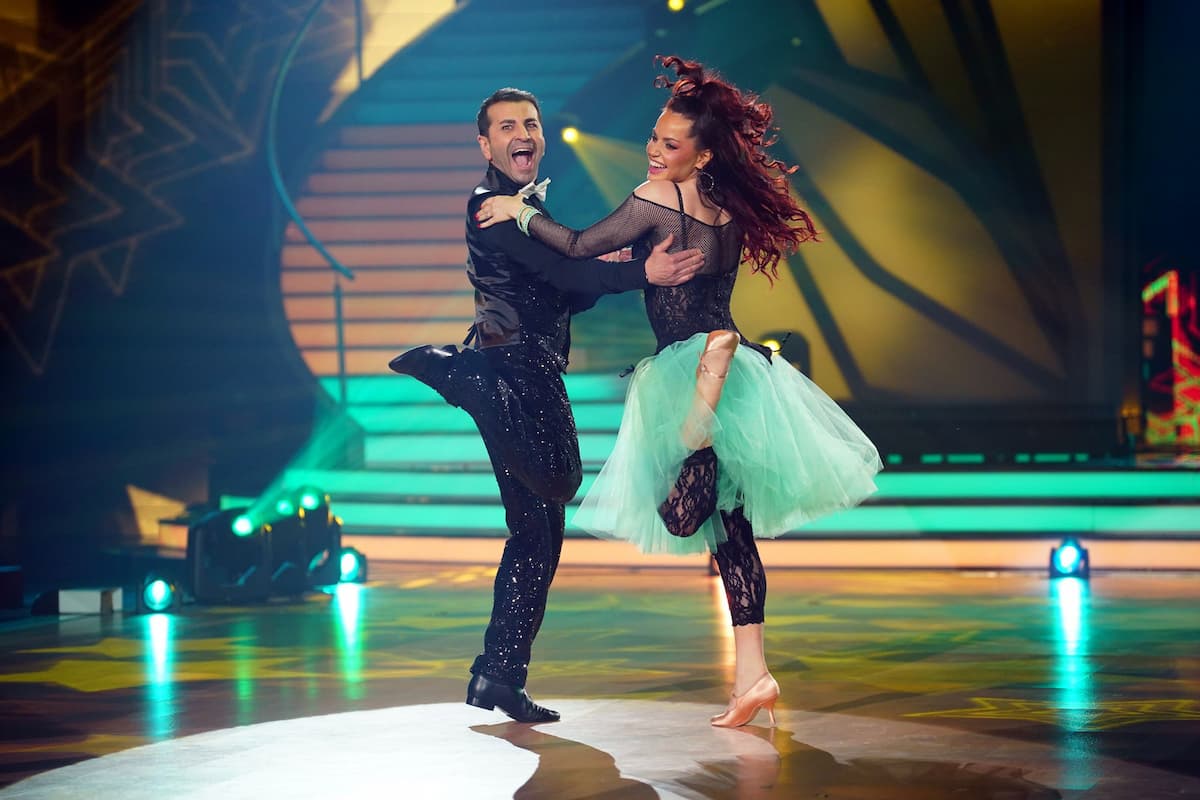 Ali Güngörmüs & Christina Luft mit einem Quickstep bei Let's dance am 17.3.2023