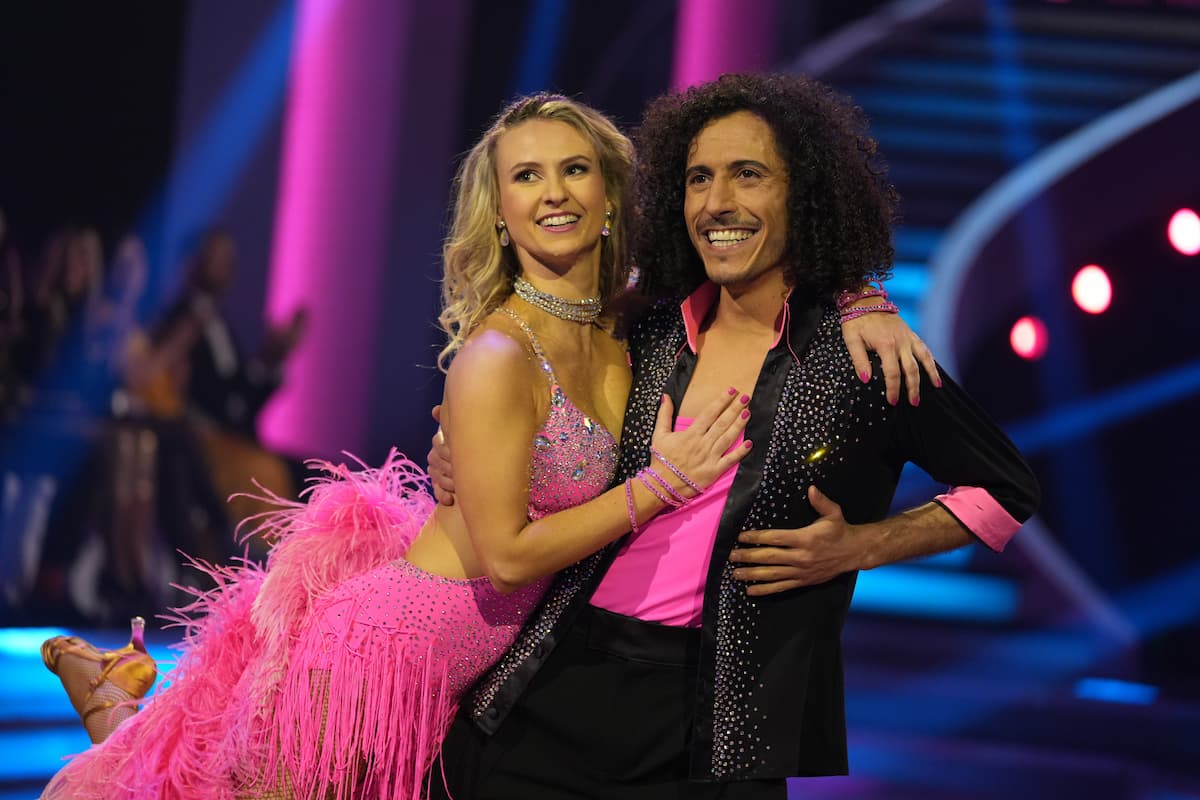 Dancing Stars 3.3.2023 - Samba von Omar Khir Alanam & Kati Kallus