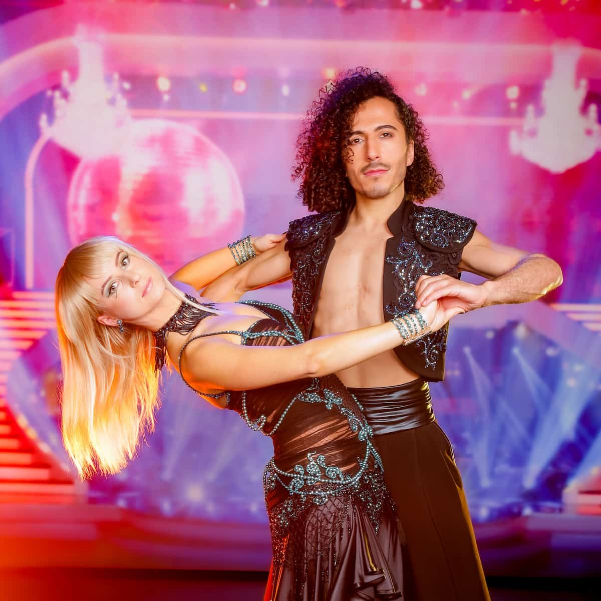 Der Paso doble von Omar Khir Alanam & Kati Kallus - Dancing Stars am 31.3.2023