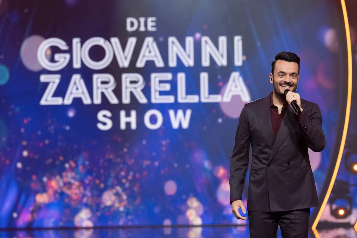 Giovanni Zarrella Show 22.4.2023 in Berlin Alle Gäste im ZDF - hier im Bild Gastgeber, Moderator und Sänger Giovanni Zarrella auf der Bühne seiner nach ihm benannten TV-Show