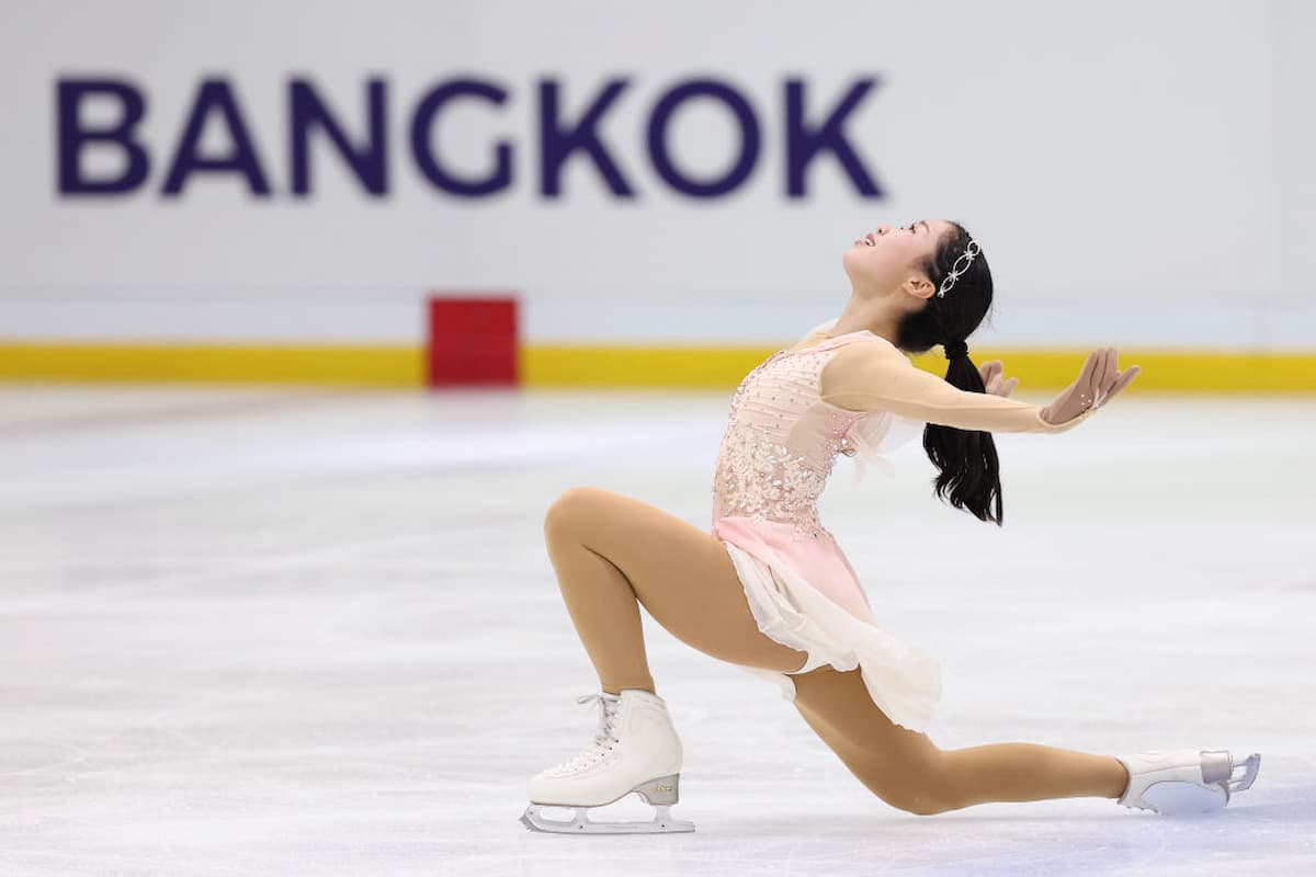 Eiskunstlauf ISU Junior Grand Prix Bangkok 24.-26.8.2023 - hier Ami Nakai aus Japan - Siegerin Frauen