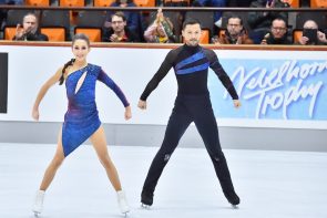 Eiskunstlauf Nebelhorn-Trophy 2023 in Oberstdorf - Zeitplan, Ergebnisse, Übertragungen 21.-23.9.2023 - hier im Bild Lilah Fear - Lewis Gibson bei ihrem letzten Start in Oberstdorf