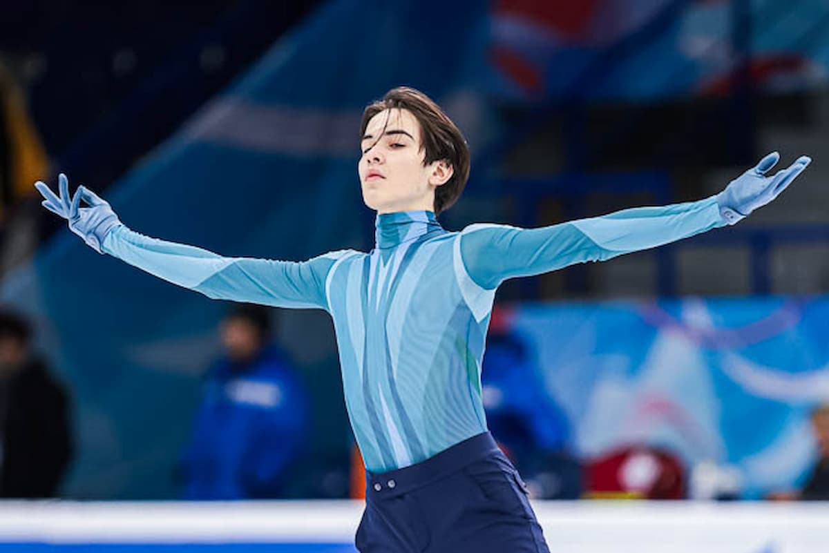 Nikolay Ugozhaev - Sieger Junioren-Eiskunstlauf-Männer Ufa 2023