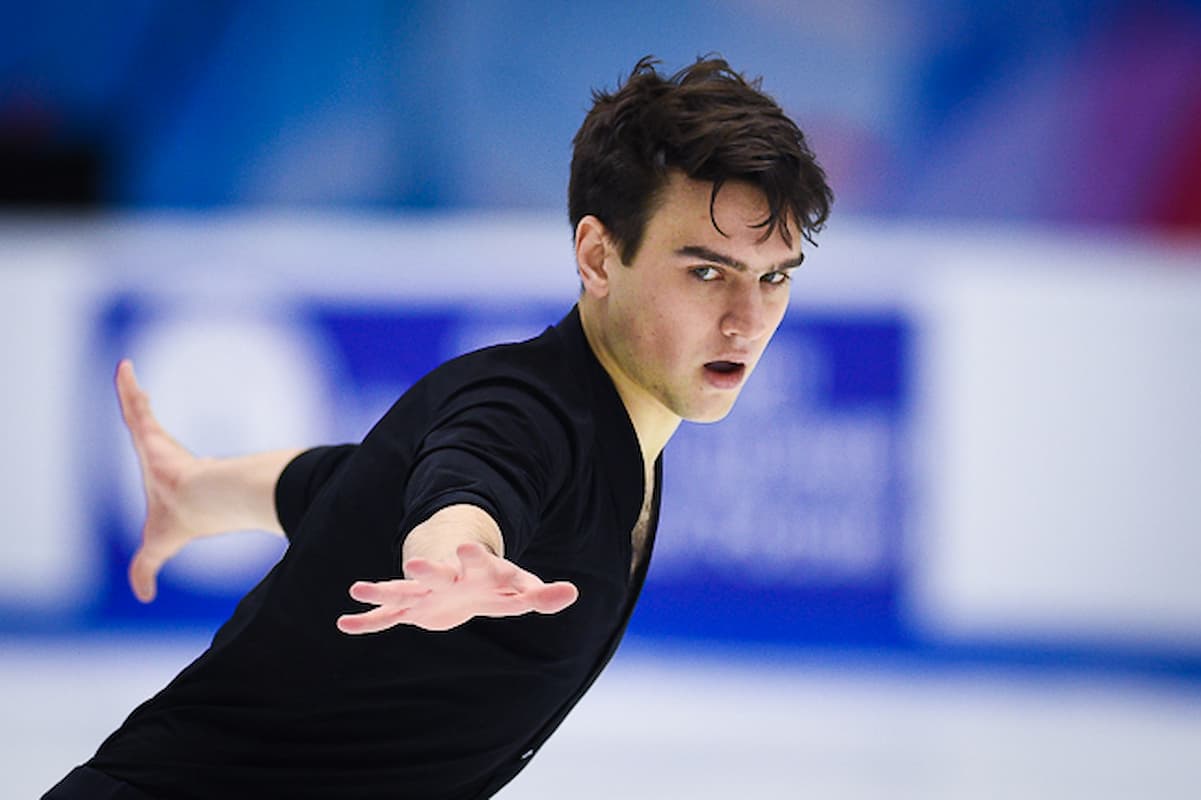 Makar Ignatov beim Eiskunstlauf Grand Prix Russland 2023 Kazan
