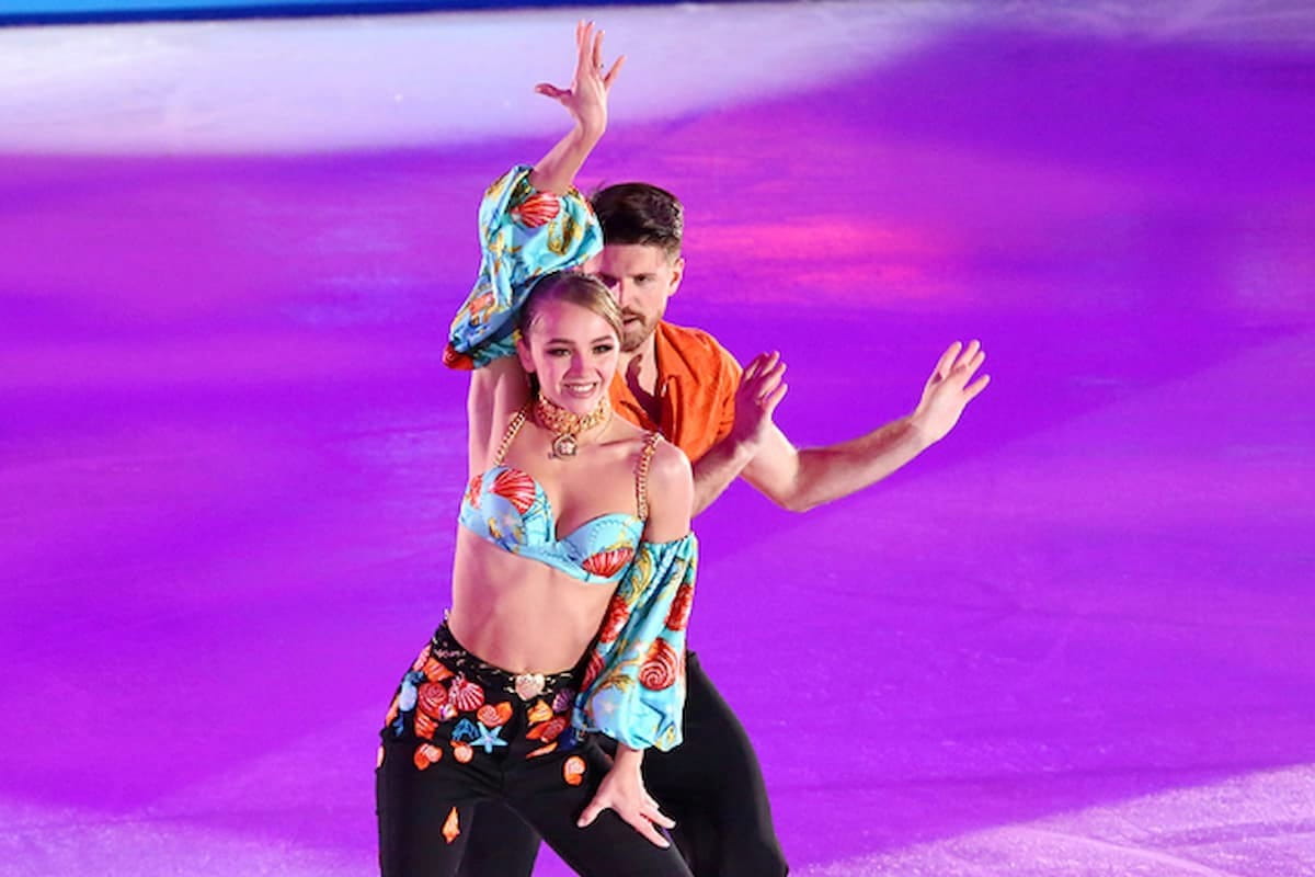 Alexandra Stepanova & Ivan Bukin im Show-Programm in Kaluga im Dezember 2023