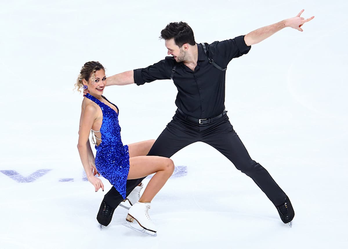 Elizaveta Khudaiberdieva & Egor Bazin - Eistanz-Paar bei der Eiskunstlauf-Meisterschaft Russland 2024