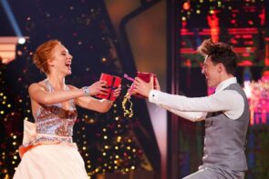 Let's dance 22.12.2023 - Sieger-Gewinner Anna Ermakova & Valentin Lusin Weihnachts-Show Let's dance 2023