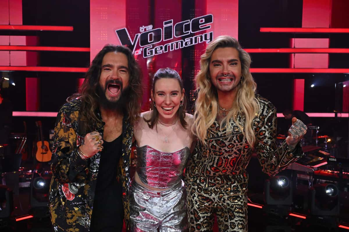 Malou Lovis Kreyelkamp im Finale The Voice of Germany 8.12.2023 - hier im Bild mit Tom und Bill Kaulitz