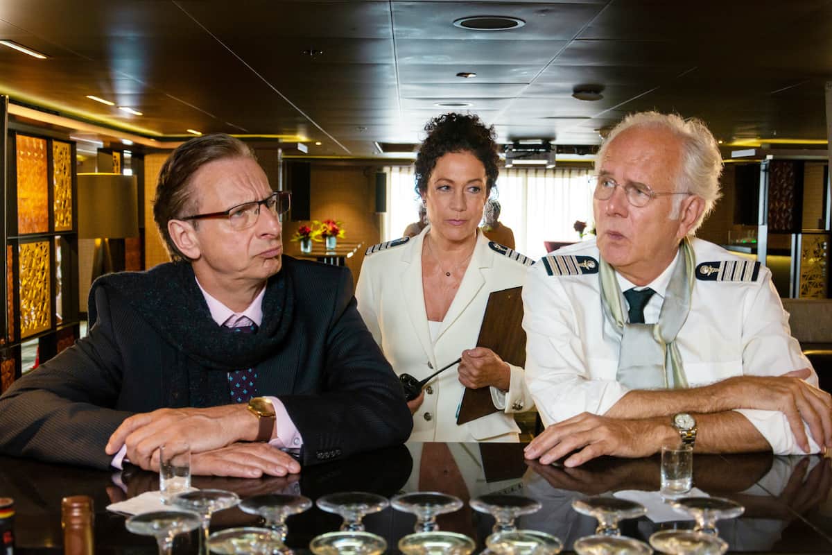 Traumschiff 26.12.2023 mit Ingolf Lück, Barbara Wussow und Harald Schmidt