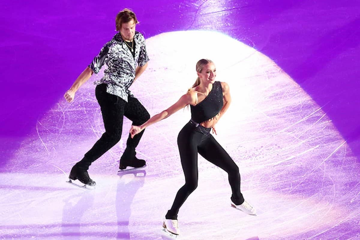 Victoria Sinitsina - Nikita Katsalapov im Show-Programm in Kaluga im Dezember 2023