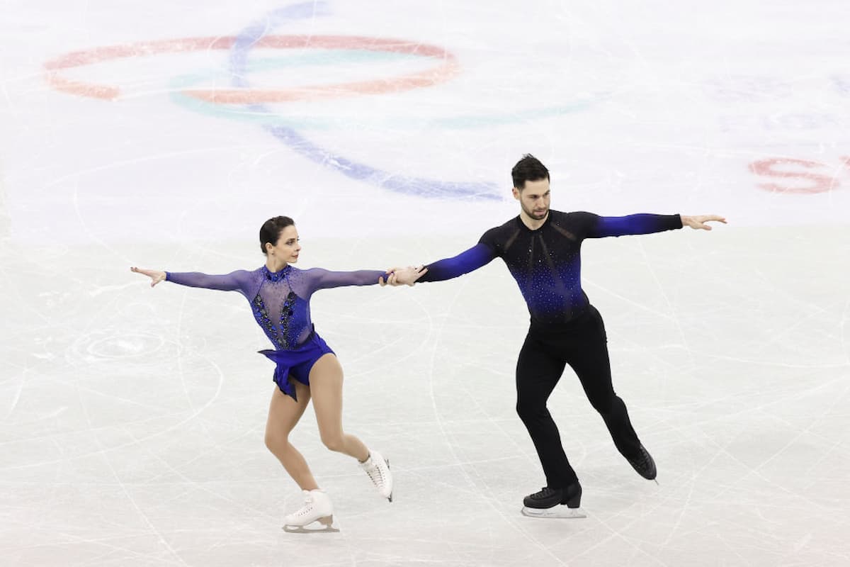 Deanna Stellato-Dudek - Maxime Deschamps aus Kanada bei den bei den 4 Continents Championships 2024