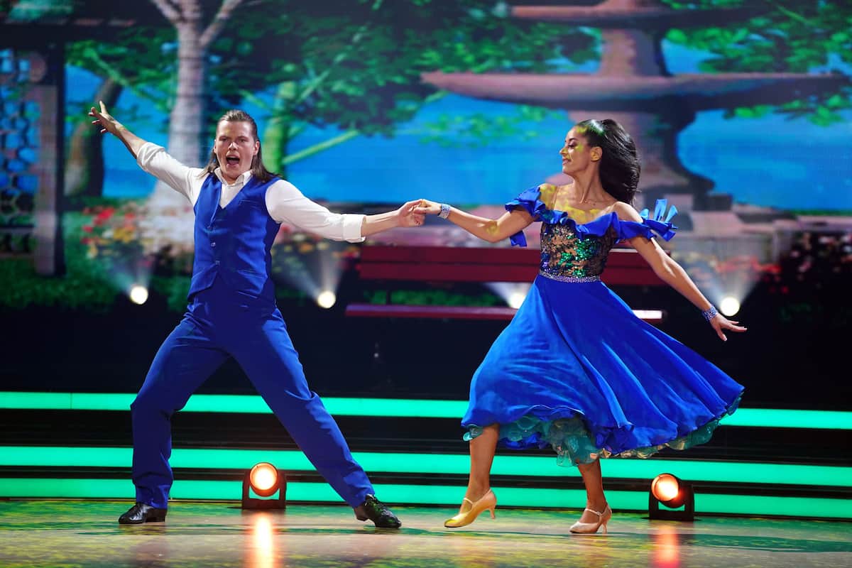 Gabriel Kelly und Malika Dzumaev bei Let's dance 1.3.2024