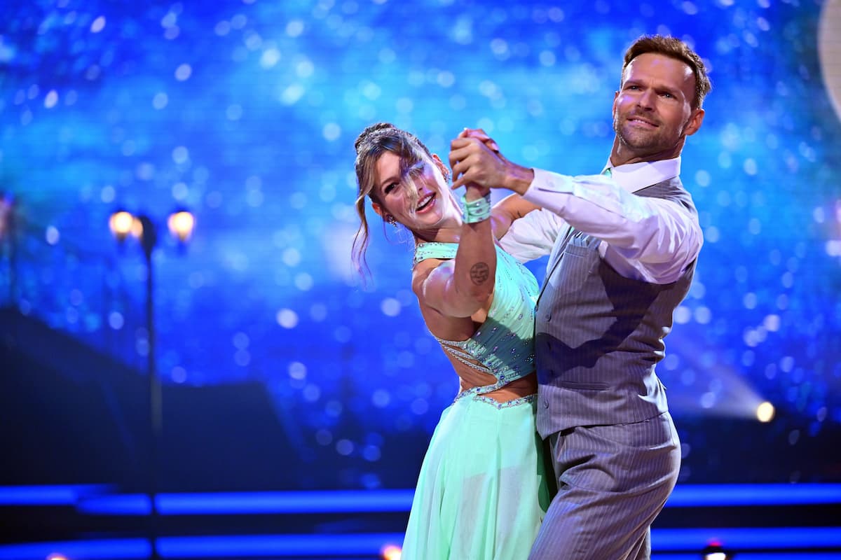 Jana Wosnitza und Vadim Garbuzov bei Let's dance am 15.3.2024