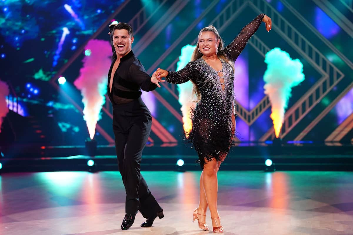 Sophia Thiel & Alexandru Ionel - Cha Cha Cha bei Let's dance am 1.3.2024