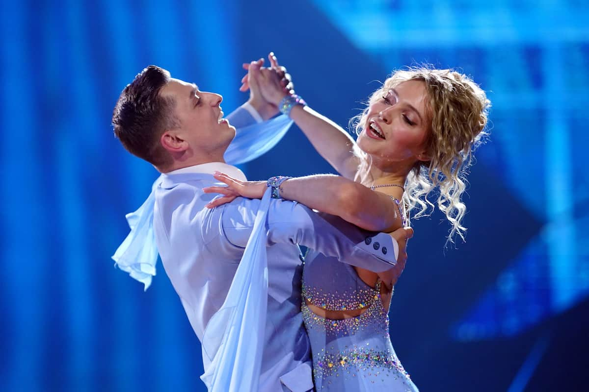 Zsolt Sandor Cseke und Lina Larissa Strahl - Let's dance 8.3.2024