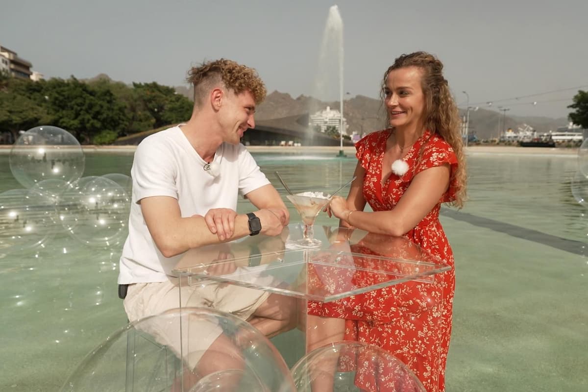 Anne und Fabian bei Herz an Bord am 16.4.2024 kurz vor einer Wasserschlacht