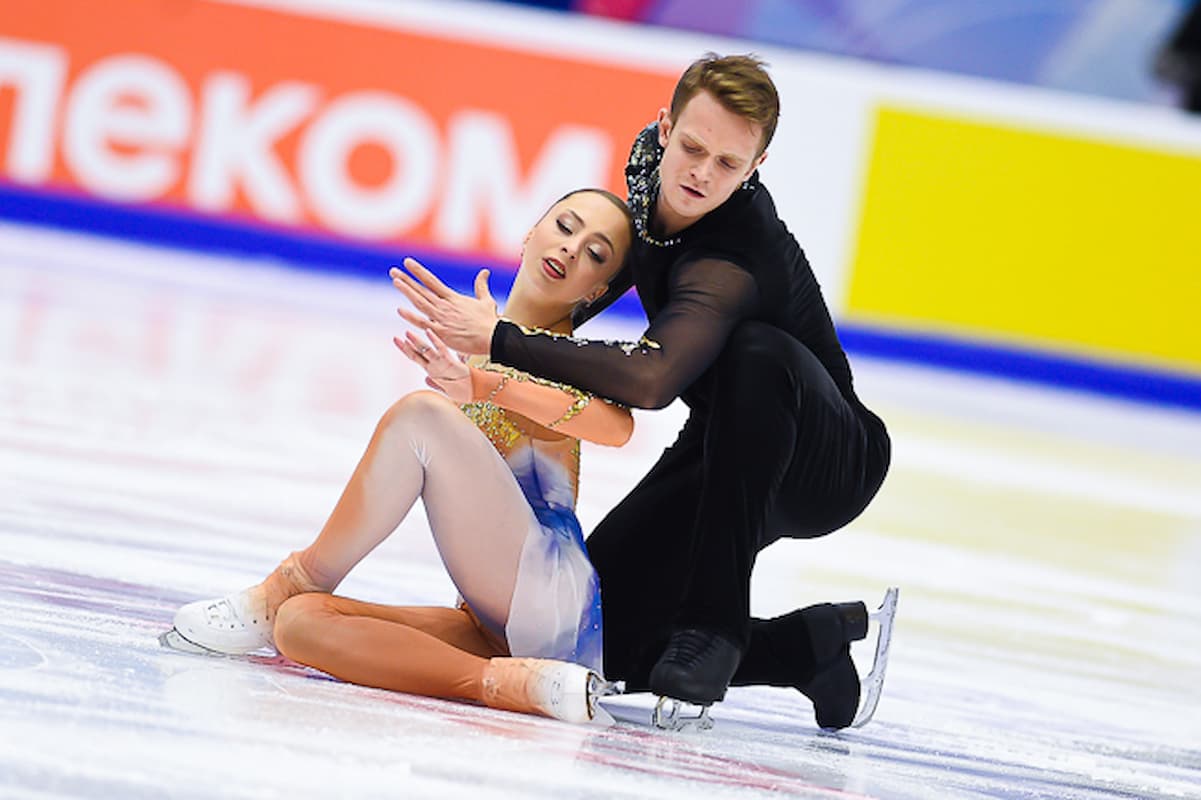 Alexandra Boikova - Dmitrii Kozlovskii - Sie im Paarlauf beim Eiskunstlauf Grand Prix Kasan 2024