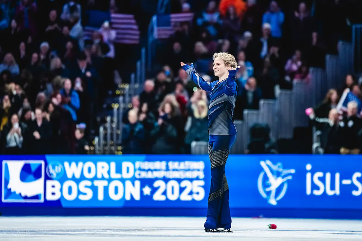 Ilia Malinin aus den USA bei der Eiskunstlauf-WM 2025 in Boston nach dem Kurzprogramm