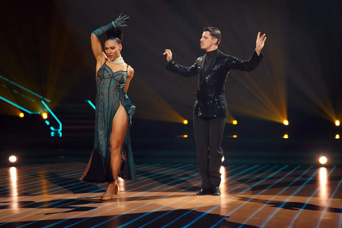 Marie Mouroum und Alexandru Ionel bei Let's dance 25.4.2025