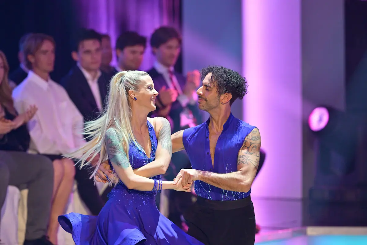 Simone Lugner und Danilo Campisi beim salsa - Dancing Stars am 2.5.2025