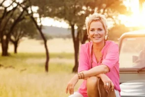 Bauer sucht Frau International 8.7.2025 Finale der Staffel - im Bild Inka Bause, die Moderatorin der TV-Sendung