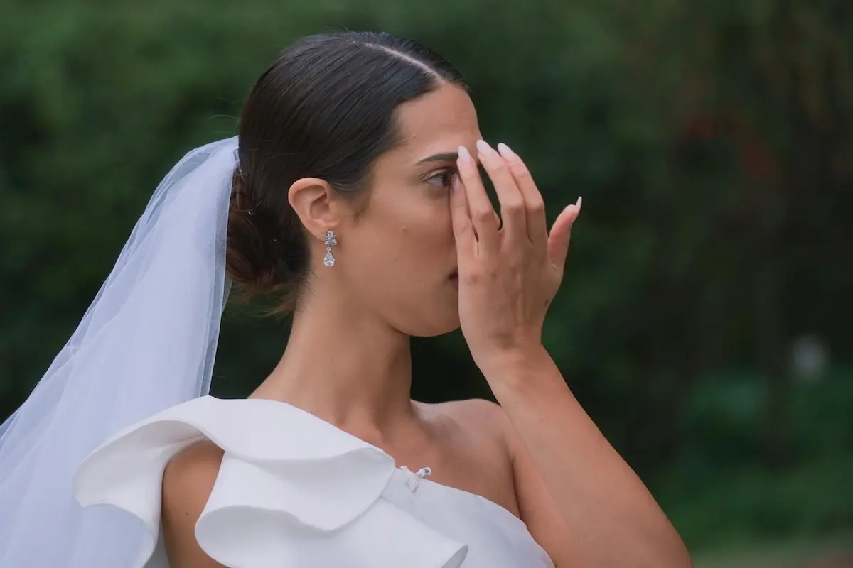 Esra beim Hochzeits-Gruppen-Date mit Felix Bachelor 23.7.2025